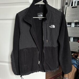 The North Face Men's Black Performance Jacket
